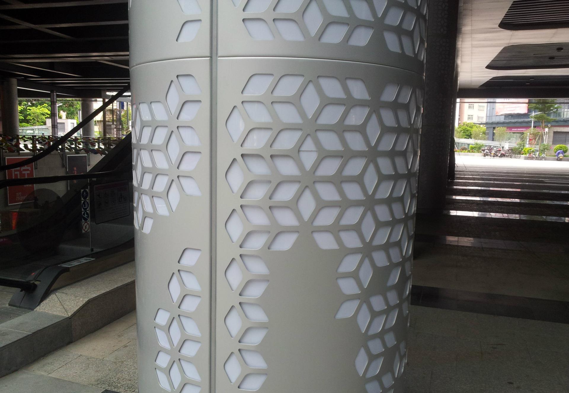 鏤空鋁單板包柱效果