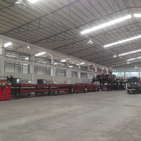 鋁蜂窩板廠家車間圖